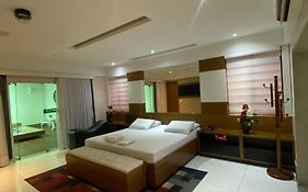 L'Amour Motel